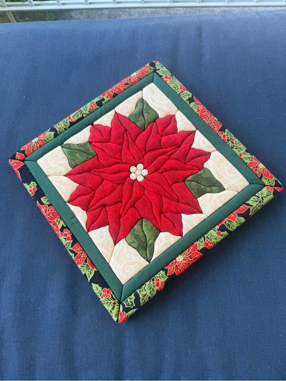 Homemade Poinsettia Quilt Magic